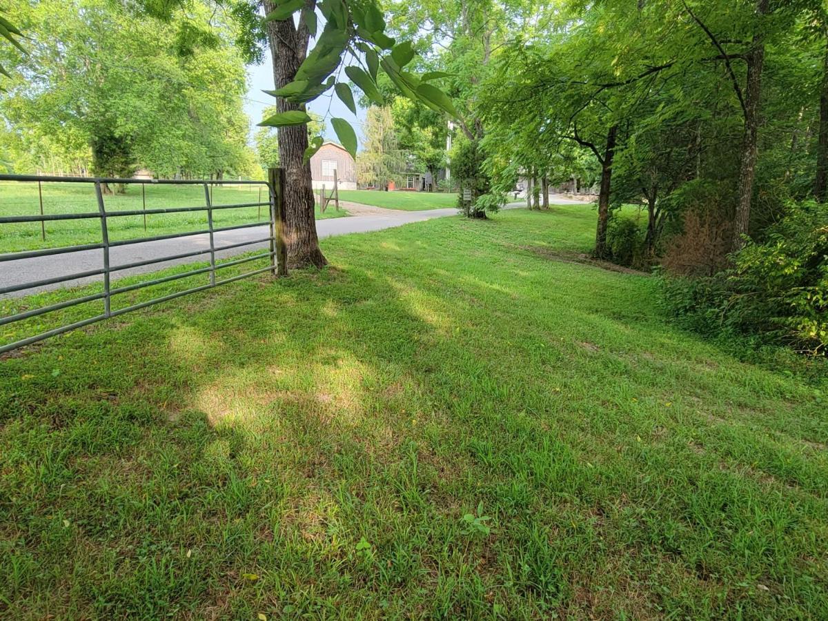The Little House At Evoo Villa Cookeville Exterior photo